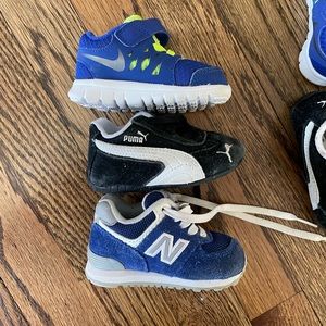 Bundle little boy size 3 tennis shoes. GUC